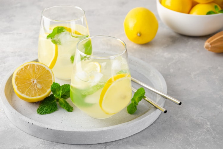 Vodka Lemonade Spritzer